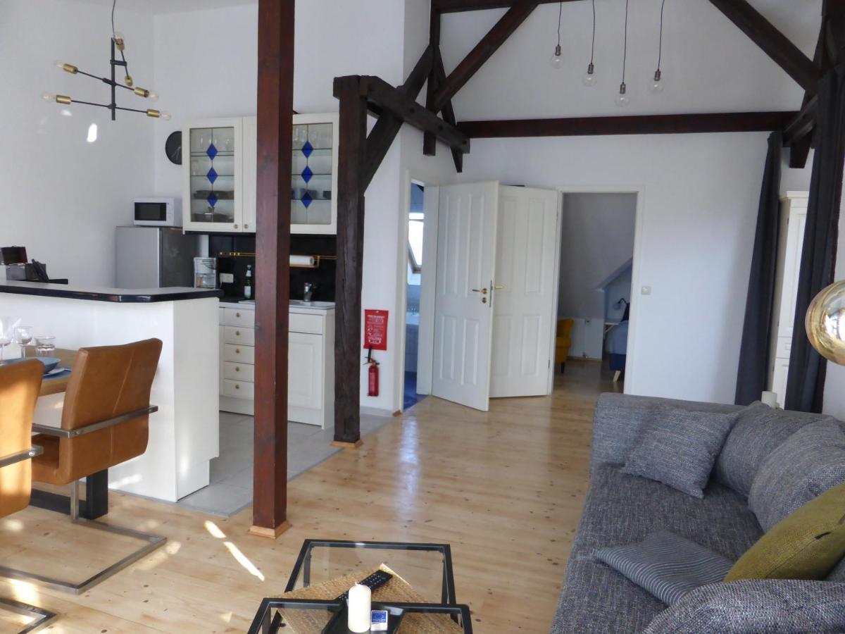 Apartment Skyline Of Jena, Luxurioes, Einzigartig, Free Wifi, Parkplatz, Klimatisiert, Zentral Exterior photo